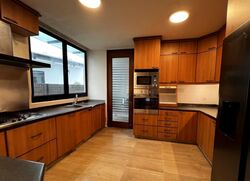 Duchess Avenue (D10), Semi-Detached #566202031